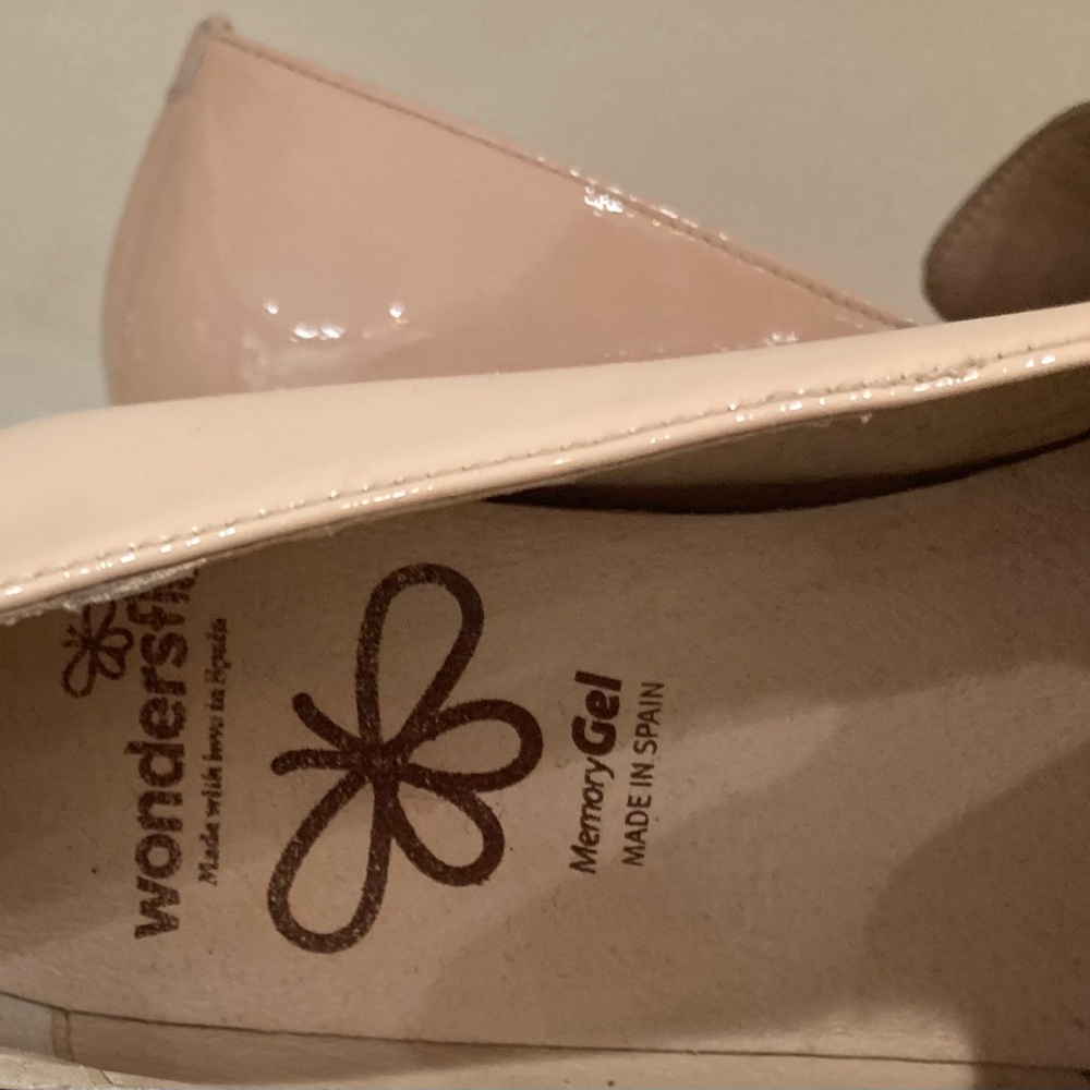WONDERS by Fly Tassel blush patent leather loafers!  Made in Spain.  NEW - Picture 4 of 4